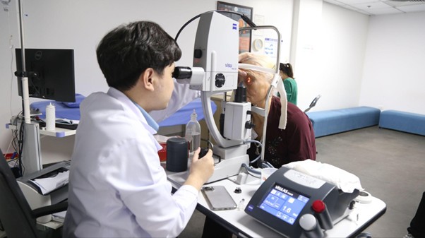 ZEISS VISULAS YAG III
